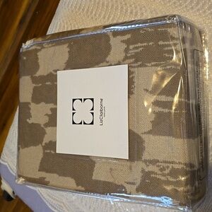 Liz Claiborne Throw Blanket